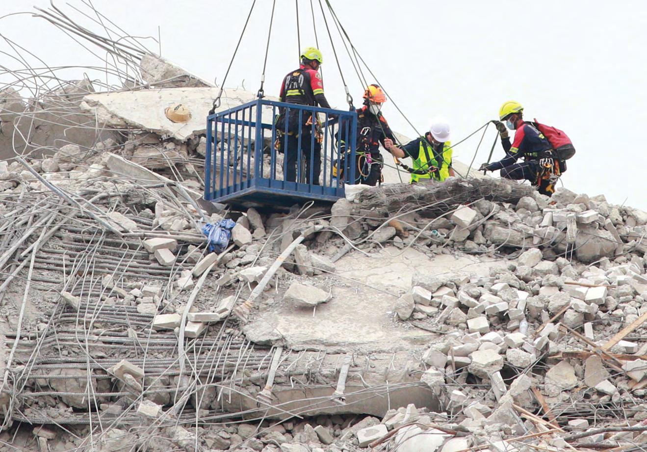 Govt 'slow to react' to tremors