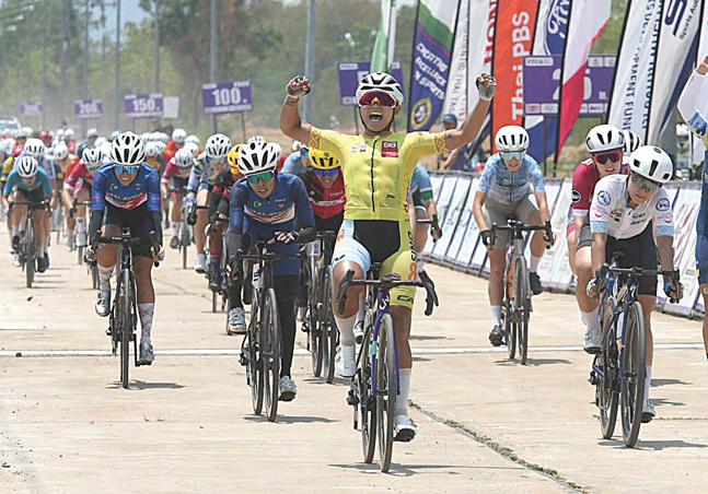 Jutatip dominates again, stays on track for tour crown