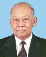 Ung Ing pays respects to late Lao VIP