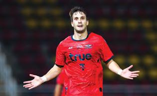 Adzic winner keeps title dream alive for the Angels