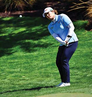 Ariya turns up the heat in Vegas, Jeeno knocked out