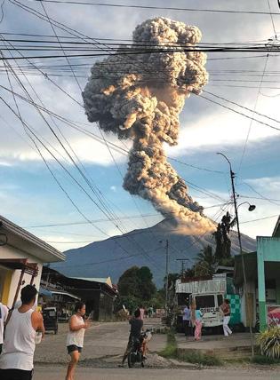 Evacuation ordered as Kanlaon erupts
