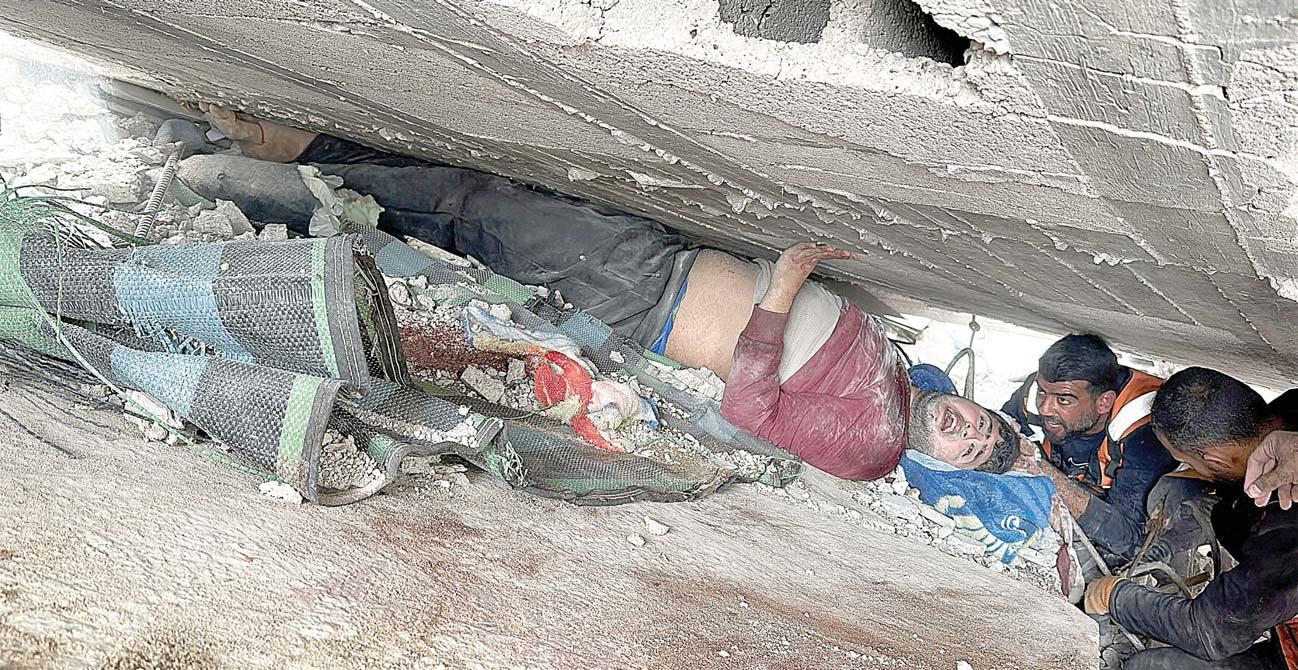 Israel seizing 'large areas' of Gaza