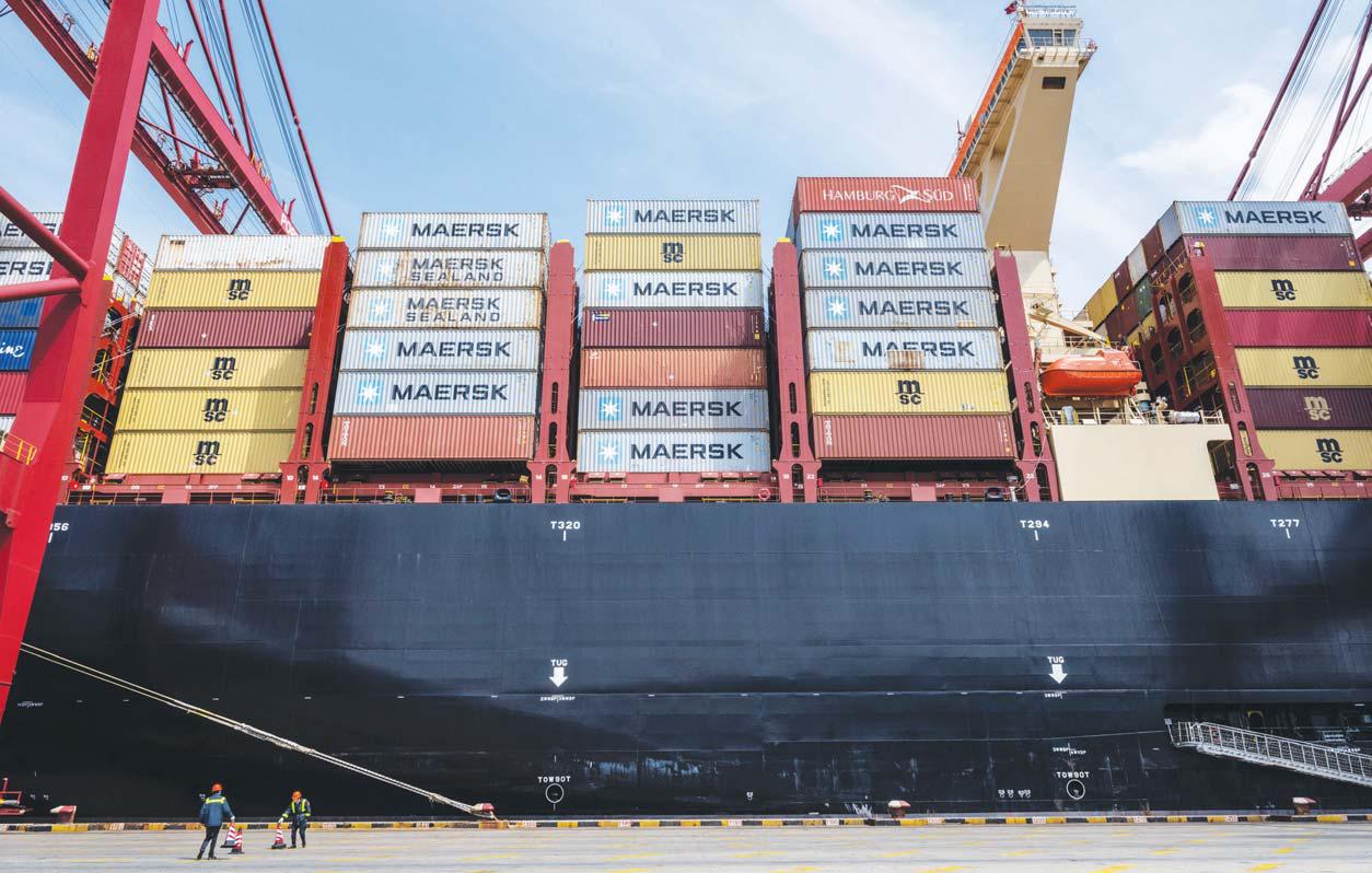 US-China rift puts world economy on edge