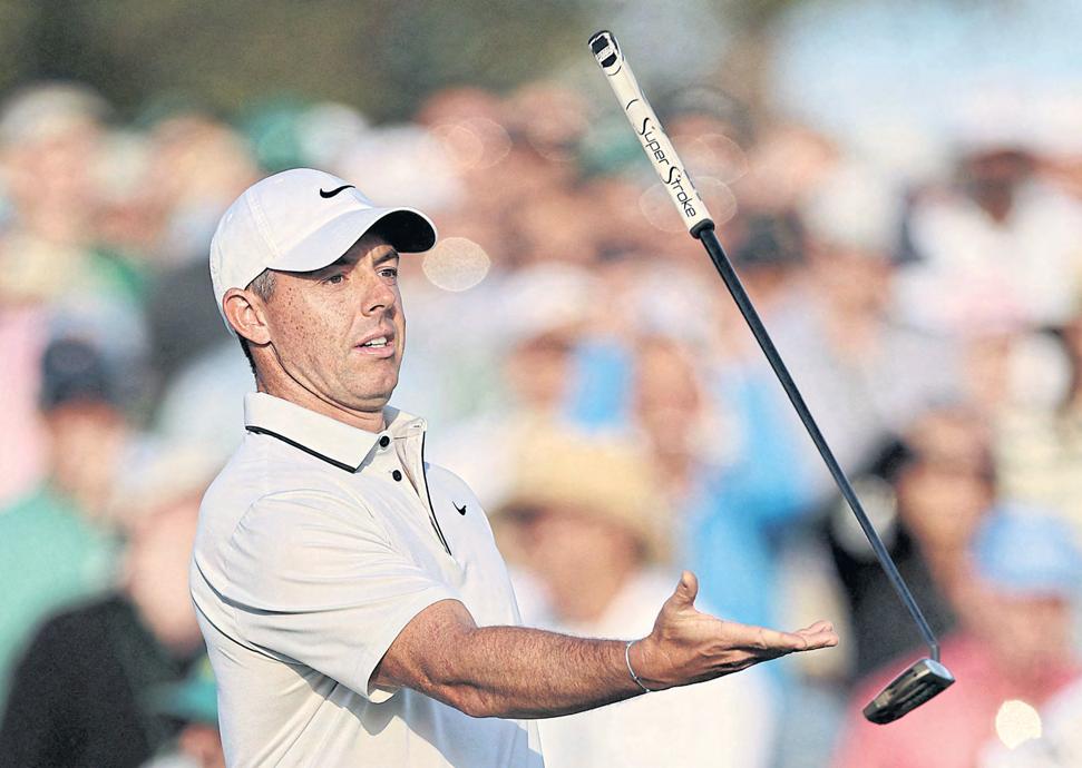 McIlroy in sight of Masters destiny