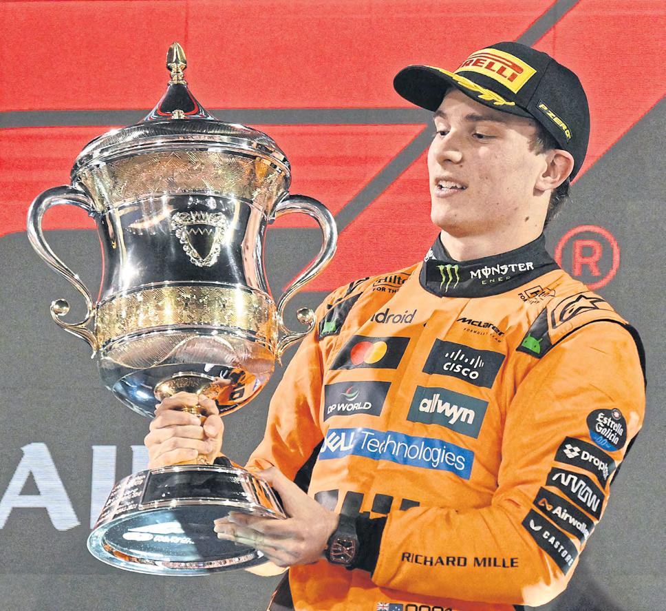 Dominant victory for Piastri