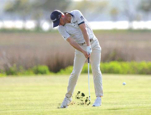 Thomas maintains two-shot lead despite even-par day at Heritage