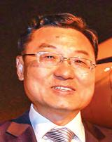 Ambassador urges end to trade war