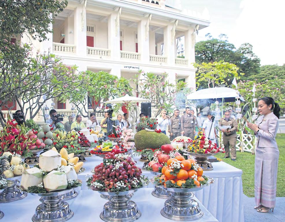 City Hall under fire over compensation