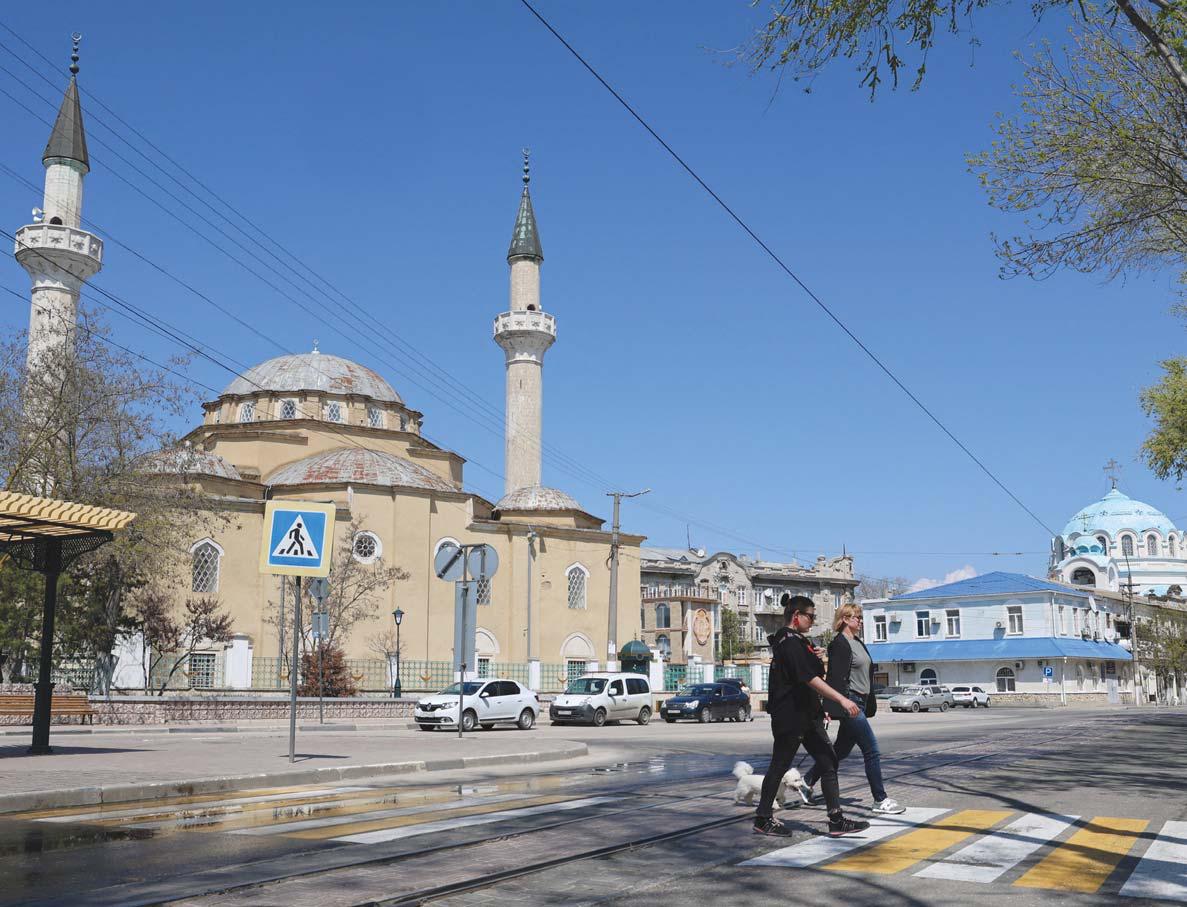 Trump turns Crimea stand on its head