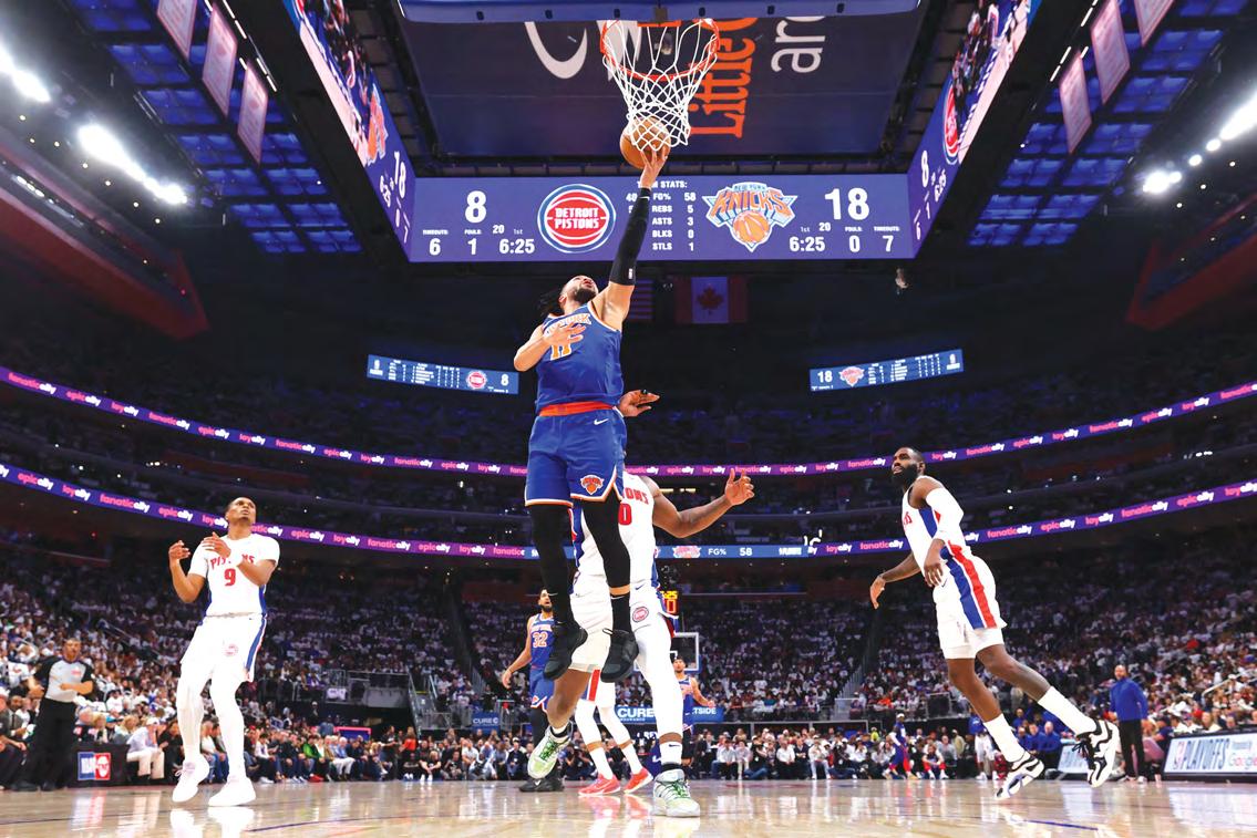 Knick of time! Brunson stuns Detroit