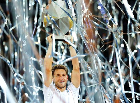 Lucky No.7! Ruud rules Madrid