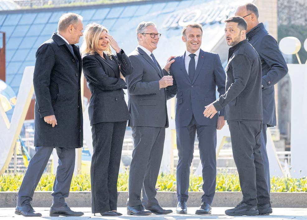 European leaders arrive for Kyiv talks