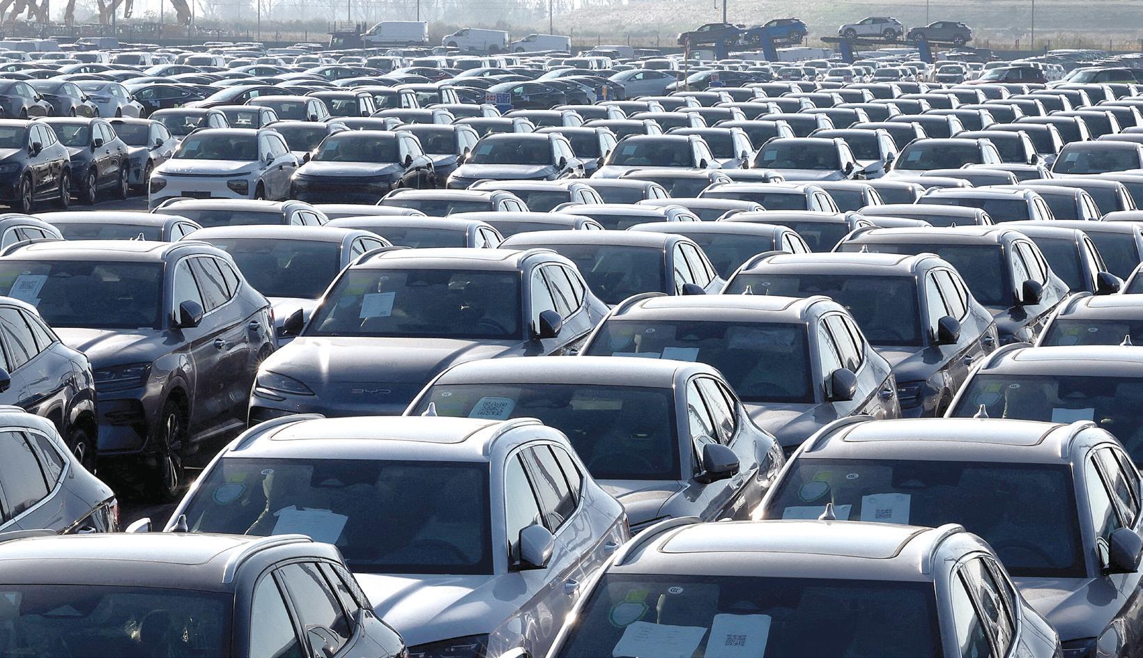 EV sales to continue growing despite trade uncertainty: IEA