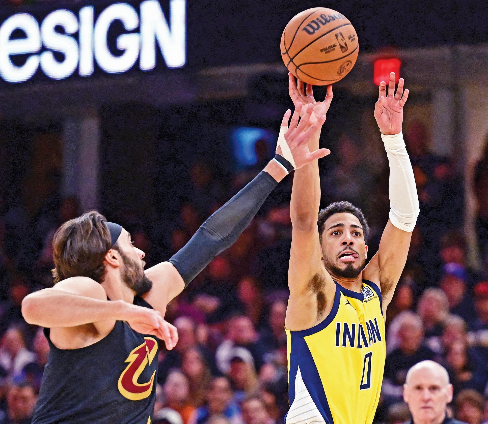 Pacers ace it! Cavs crumble