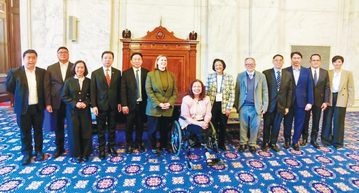 Trade chief holds investment talks with US representatives