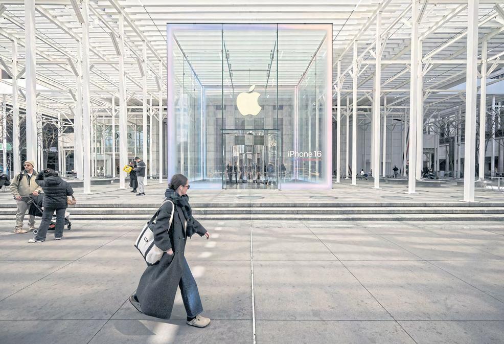 Is Trump's 'made in USA' iPhone feasible?