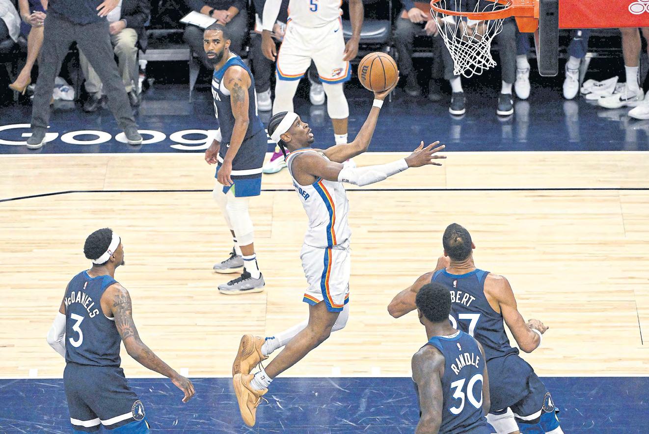 Wolves wobble as Thunder roar to victory