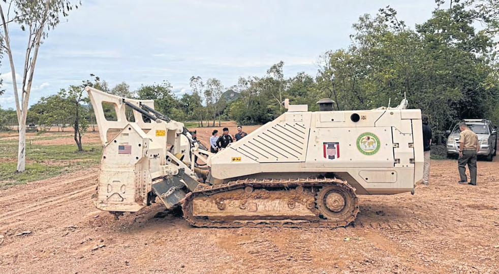 Thailand and the US open a dedicated de-mining centre