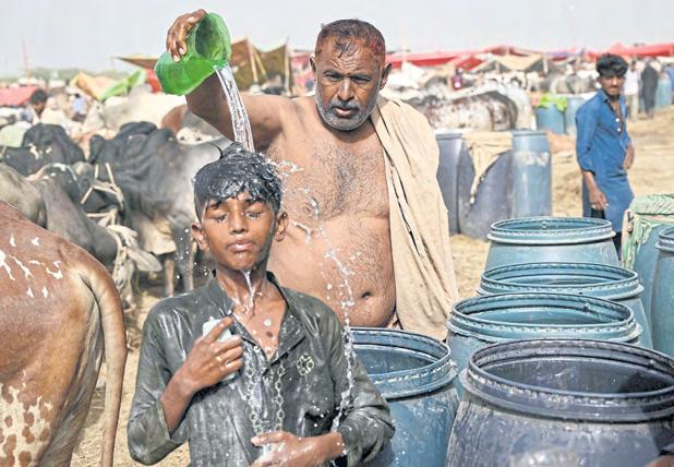 Baking highways signal a real, red-hot summer