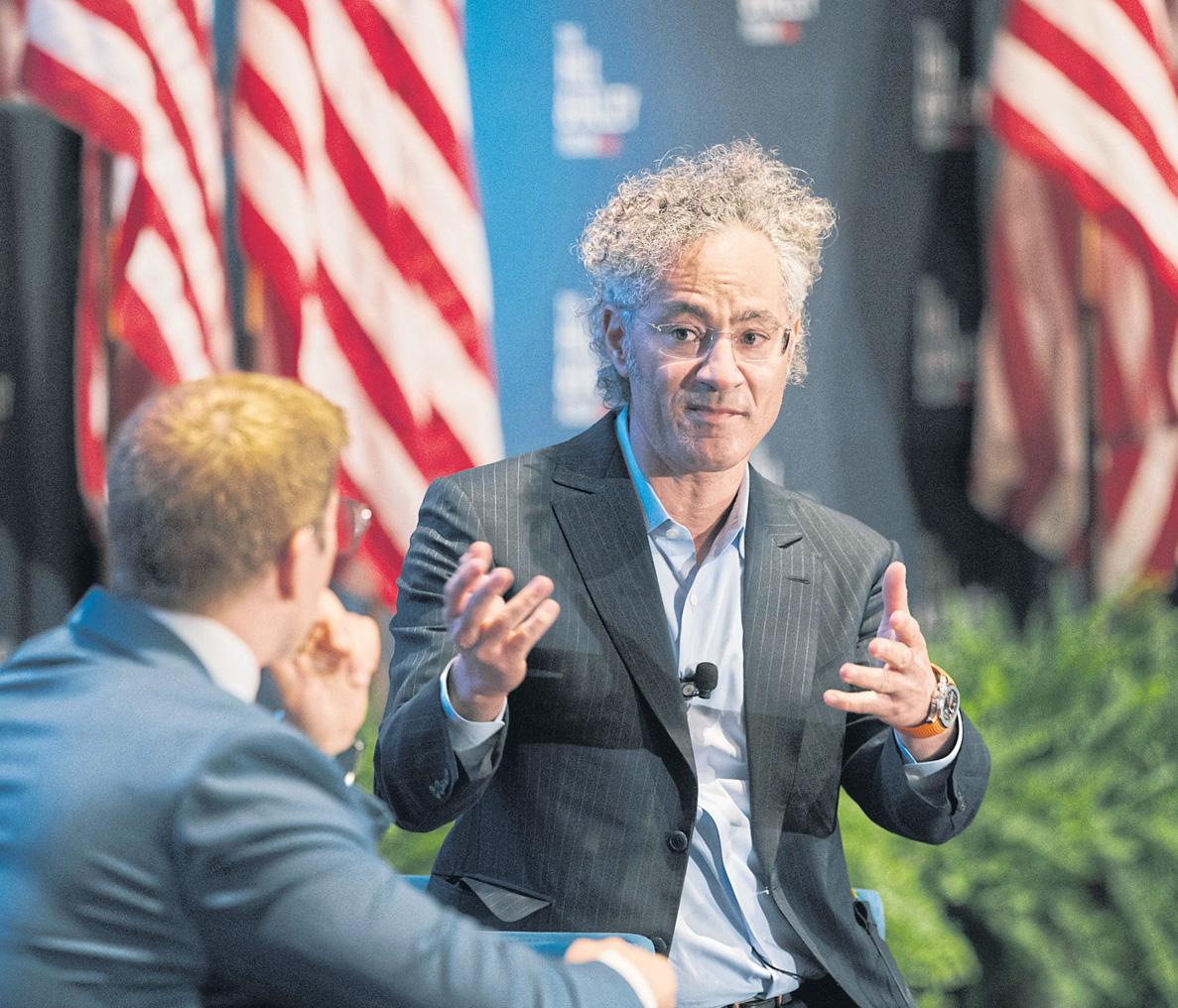 Palantir hired to collect data on US citizens