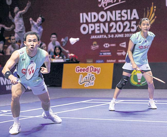 Thai aces dominate in Jakarta