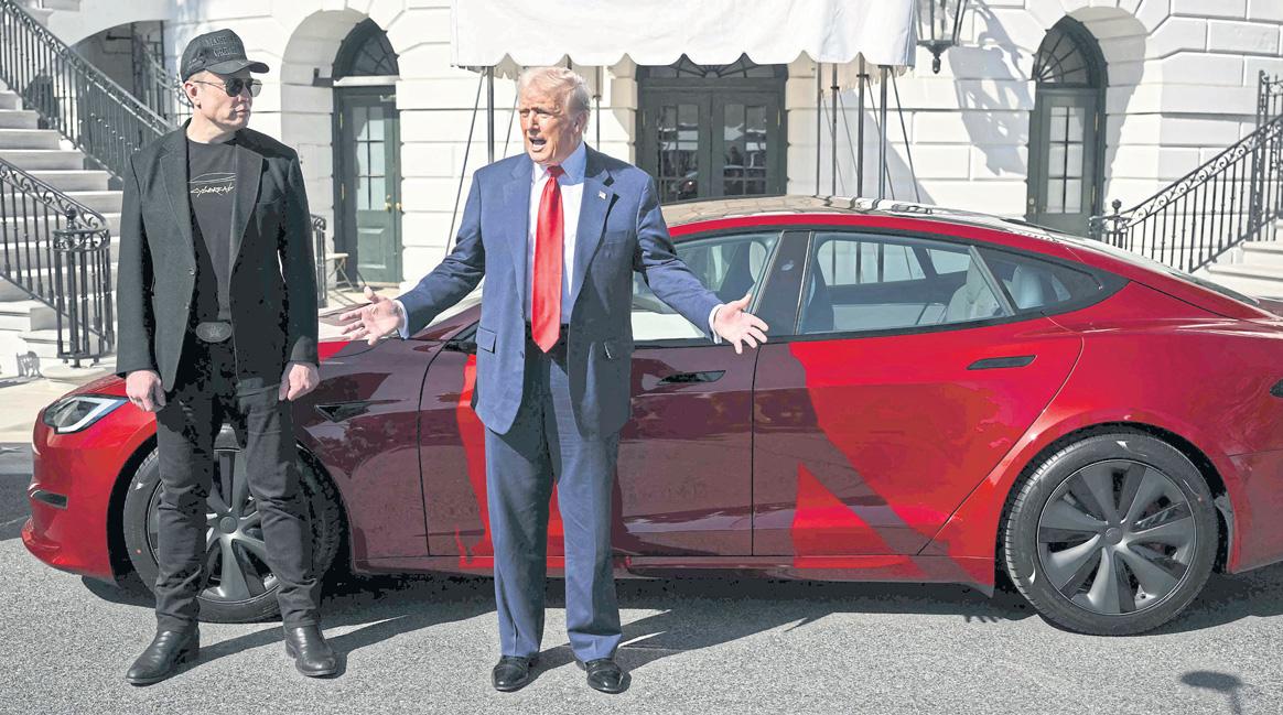 Trump says Musk has 'lost his mind'