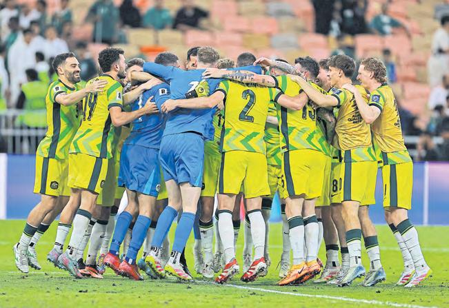 Australia reach World Cup, Palestinian dreams end