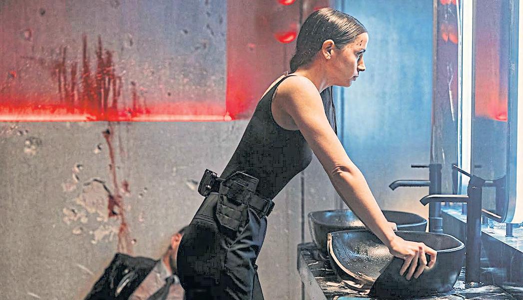 HOW BALLERINA SET PEOPLE ON FIRE