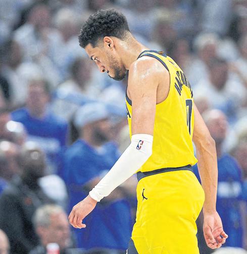 Pacers' Haliburton has right calf strain