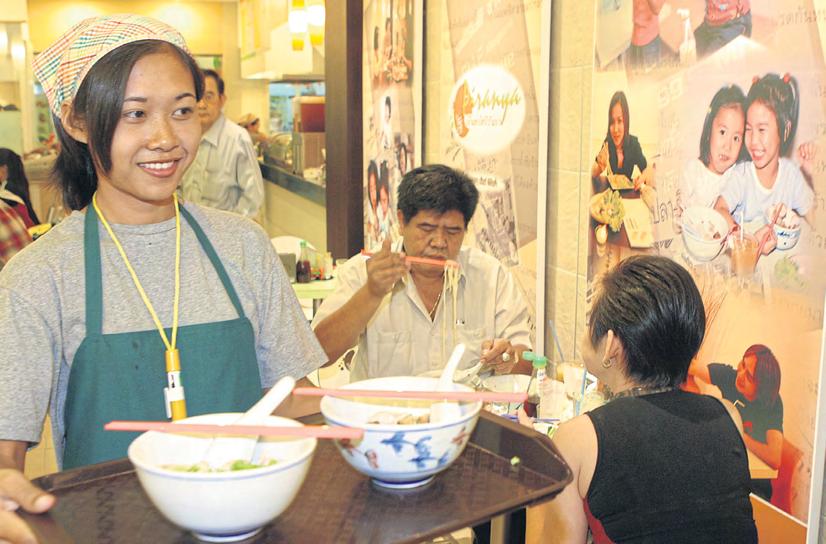 Wage hike to pose a test for restaurateurs