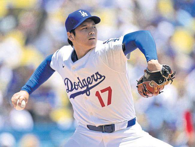 Ohtani, Muncy too much for Nationals