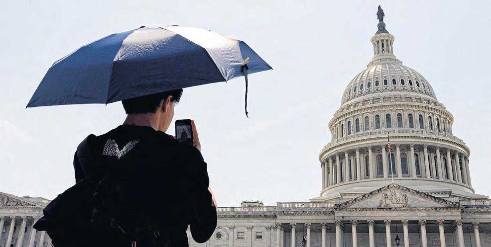 East Coast swelters as temperatures soar