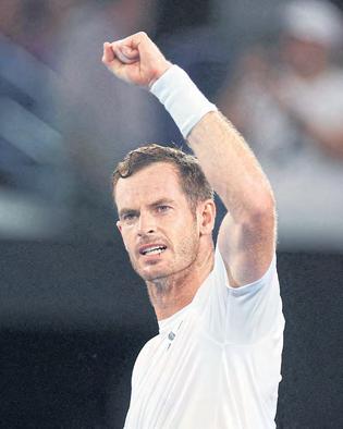 Murray to be honoured with statue