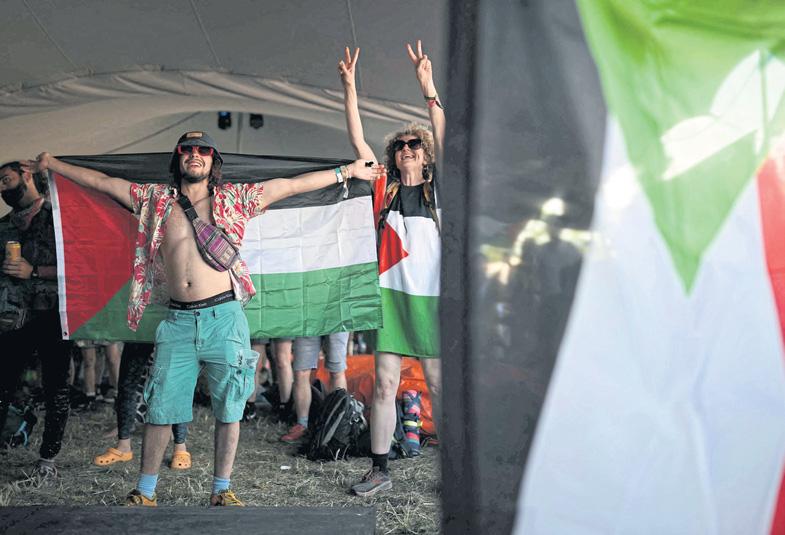 Left-wing politics shocks at Glastonbury festival