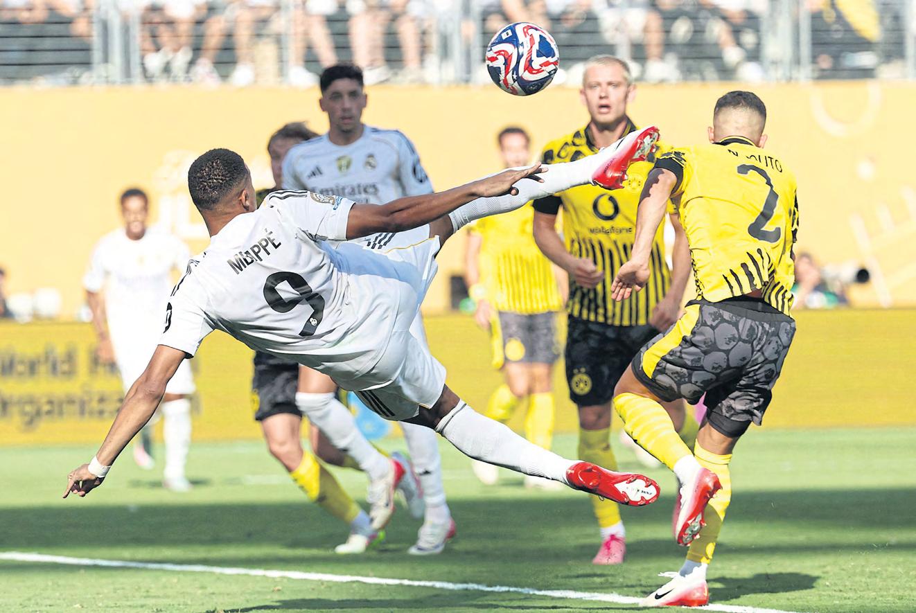 PSG, Real to face off in CWC semis