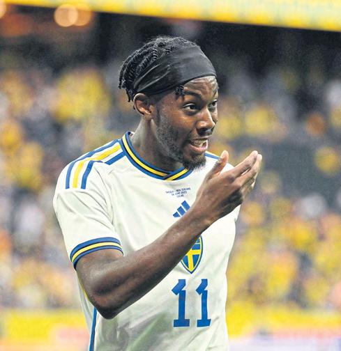 Forest's Elanga on way to Newcastle