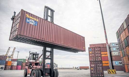 Cost, benefit of global value chain