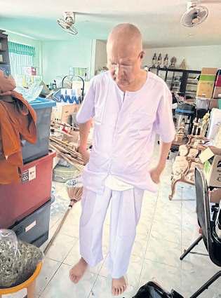 'Naive' monk admits he gave 'Golf' B13m