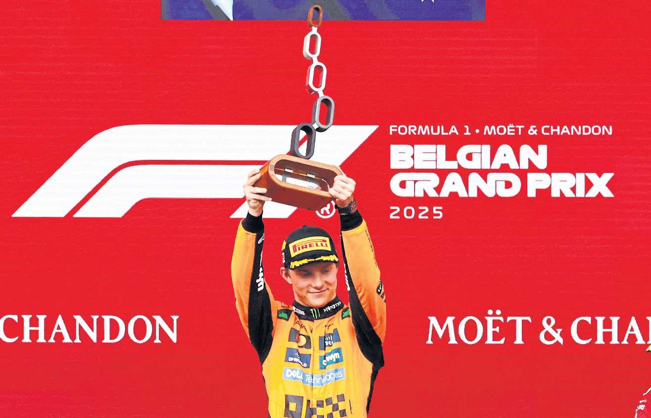 Piastri pounces, rains on Norris' parade