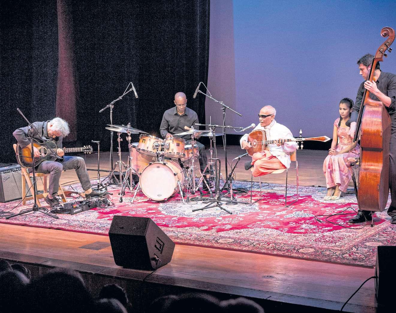 Remembering Cambodia's chapei master