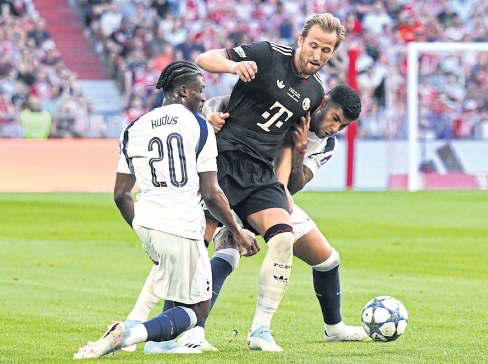 Kane nets, Bayern thrash Spurs