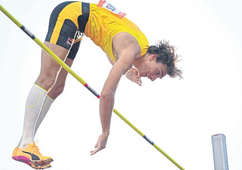 Mondo magic as Duplantis sets record