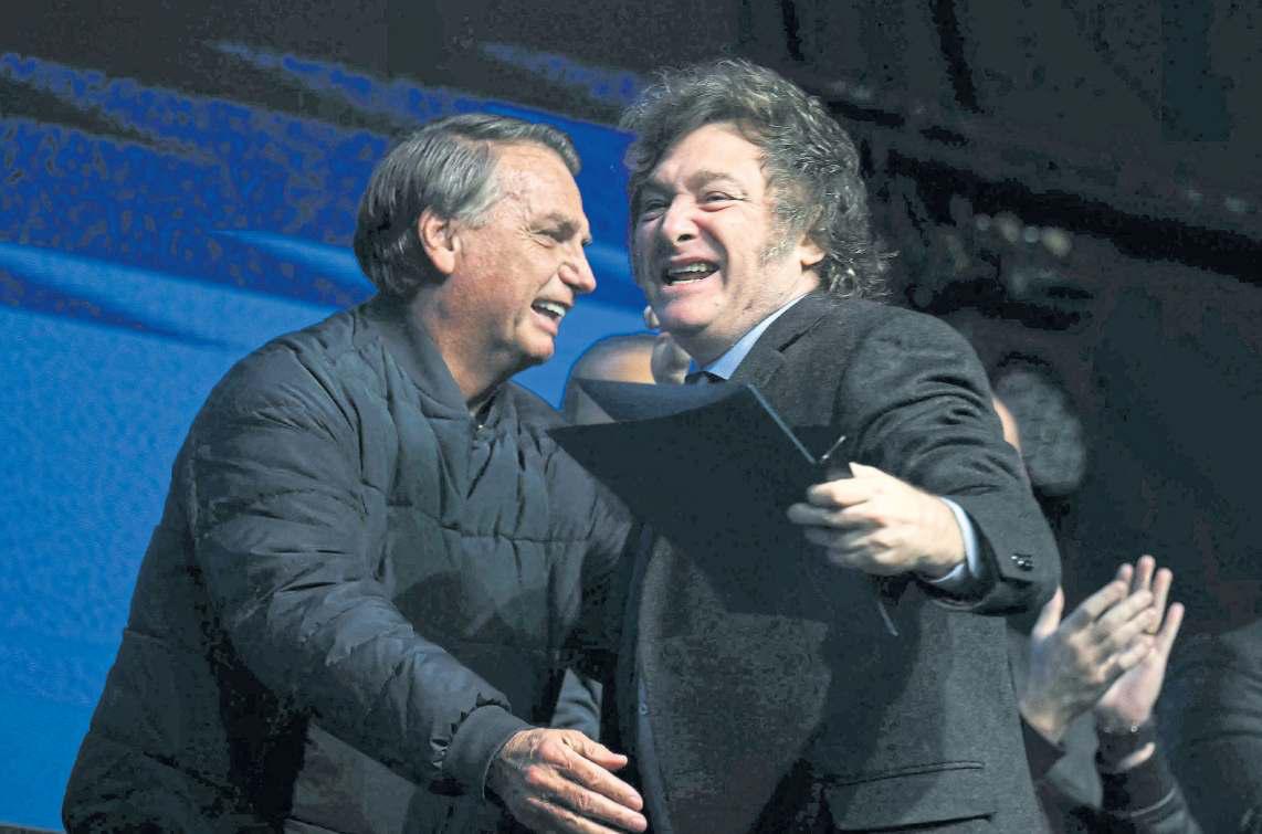 Bolsonaro mulled Argentina asylum