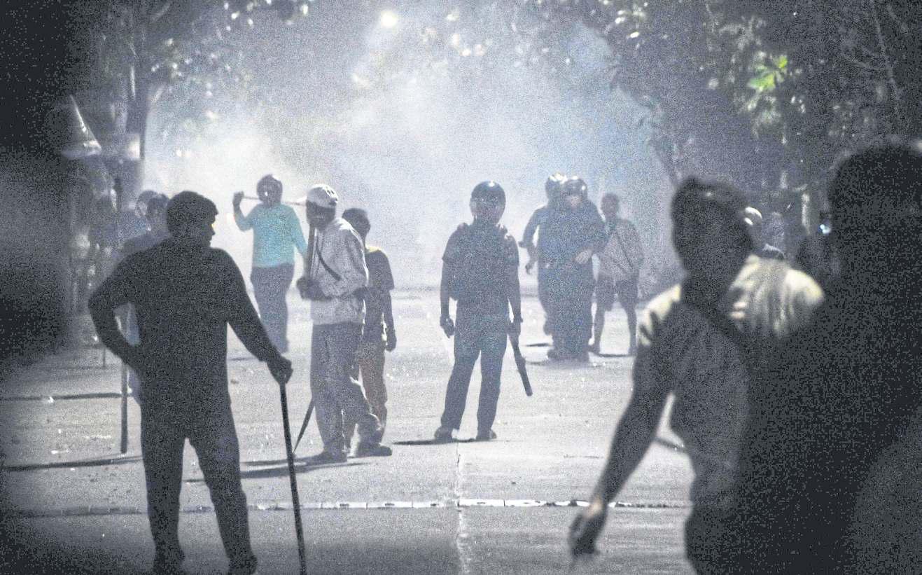 Military deployed in Indonesia's capital