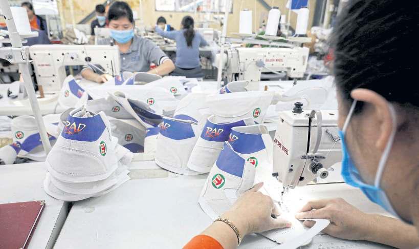 World Bank cuts Vietnam growth forecast