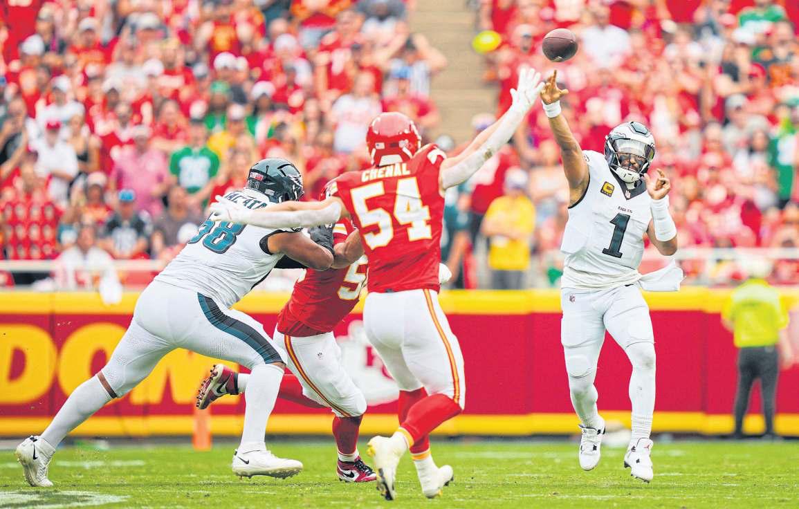 Hurts so good! Eagles crush Chiefs' hopes