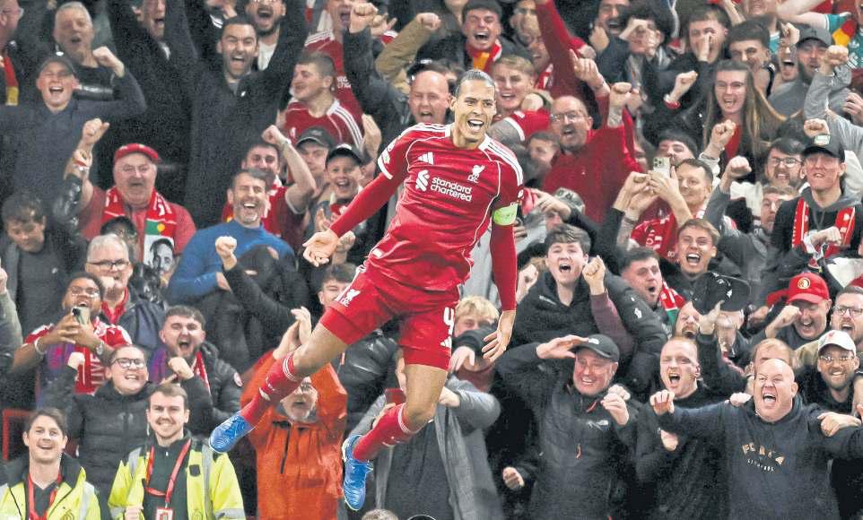 Wily Van Dijk snatches dramatic win for Reds
