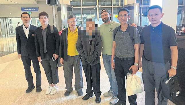 Fugitive ex-official to face trial at home