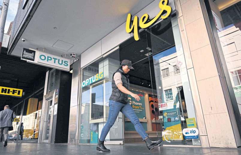 Australia’s Optus hit again by emergency call outage